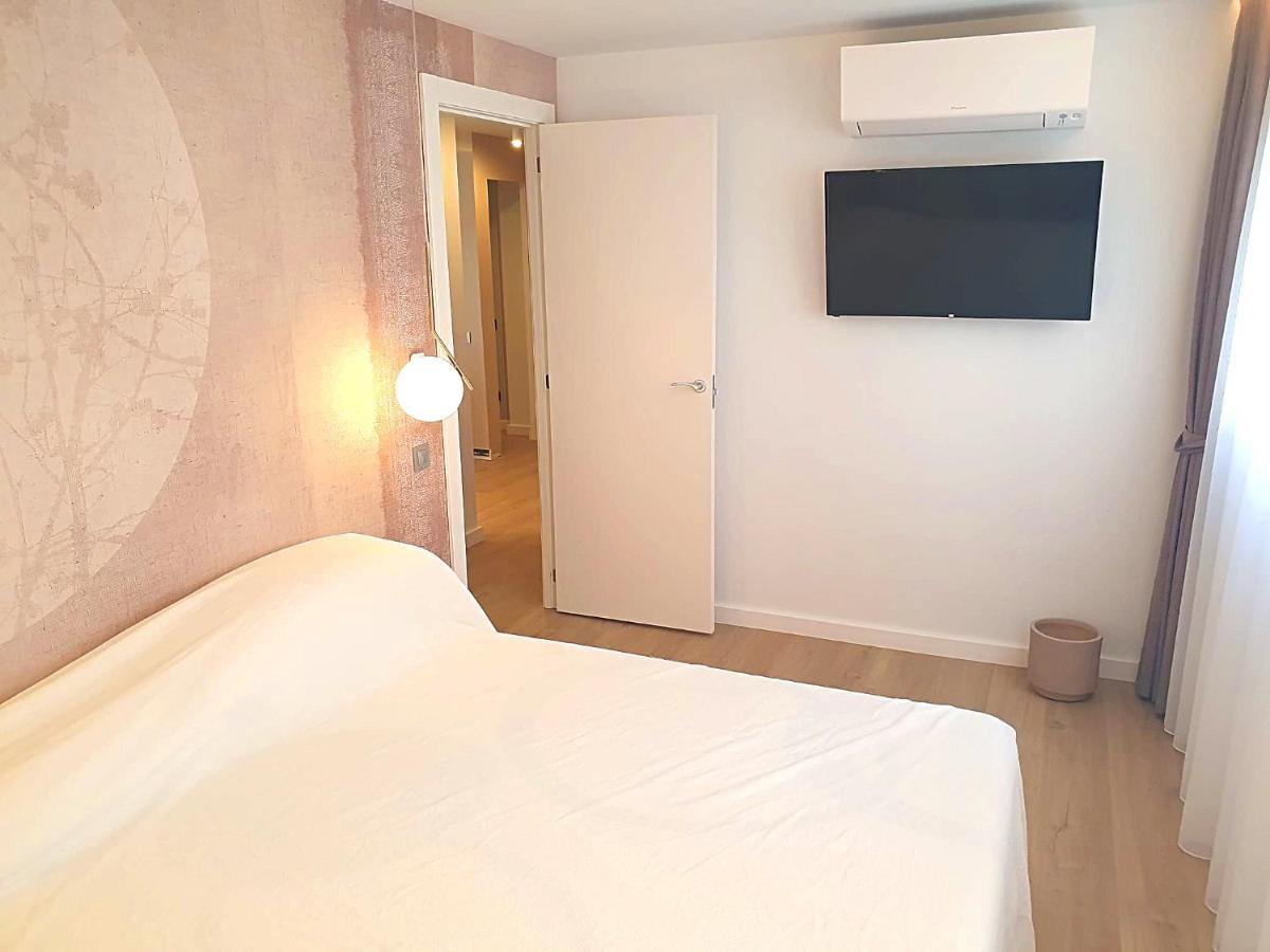 First Line Beach Beautiful Two Bedrooms Бенидорм Екстериор снимка