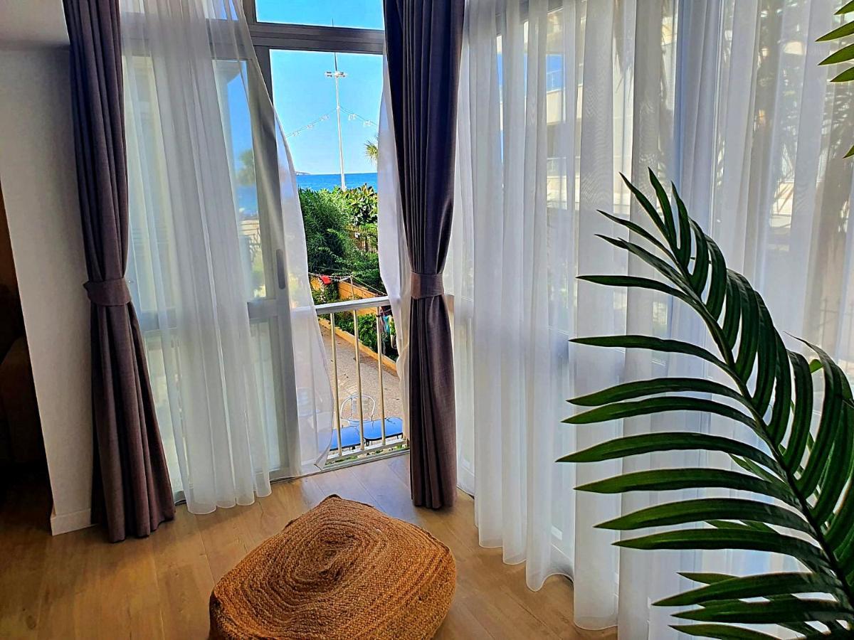 First Line Beach Beautiful Two Bedrooms Бенидорм Екстериор снимка