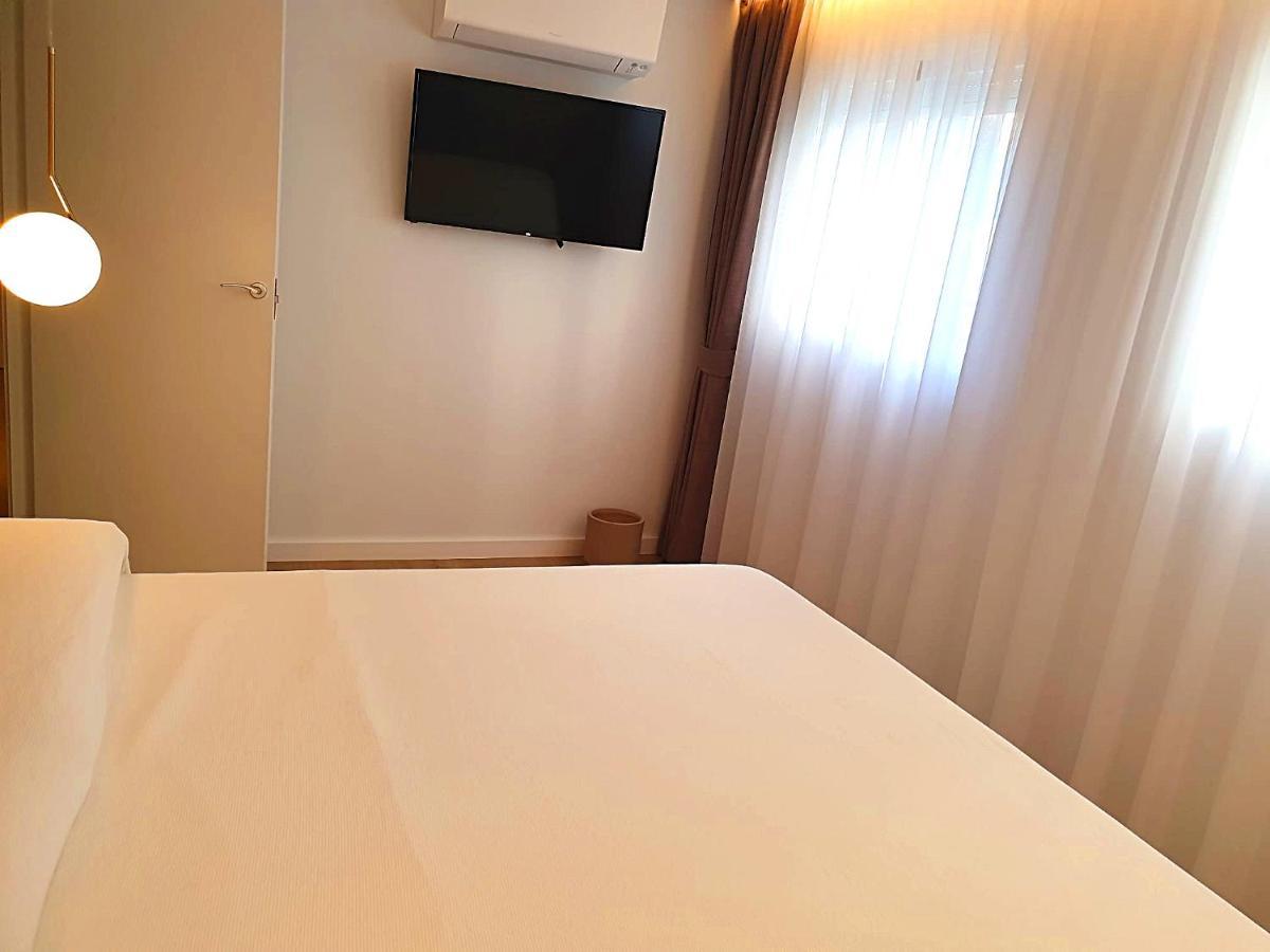 First Line Beach Beautiful Two Bedrooms Бенидорм Екстериор снимка