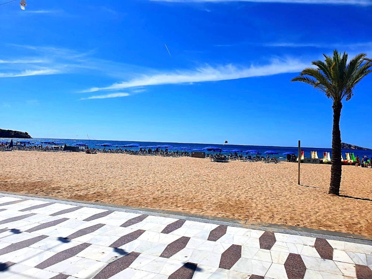 First Line Beach Beautiful Two Bedrooms Бенидорм Екстериор снимка