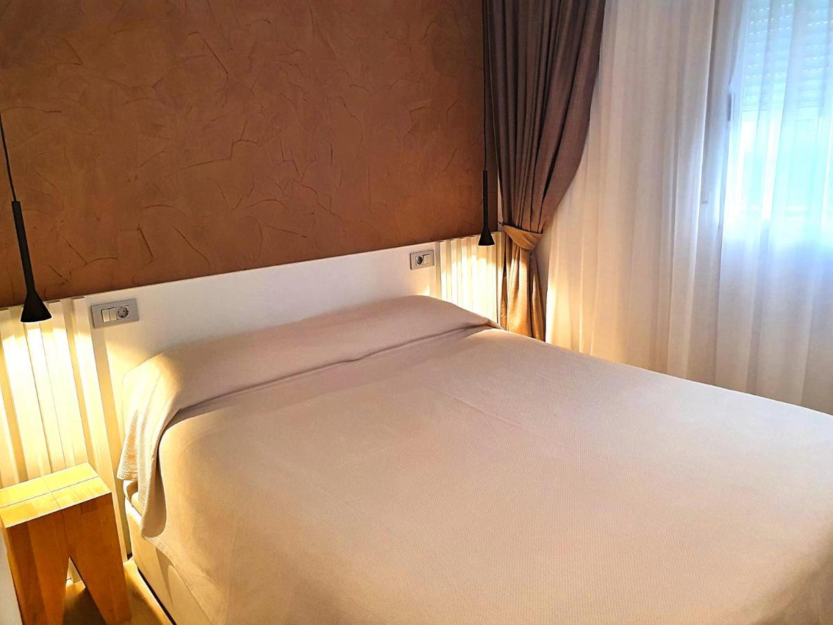 First Line Beach Beautiful Two Bedrooms Бенидорм Екстериор снимка