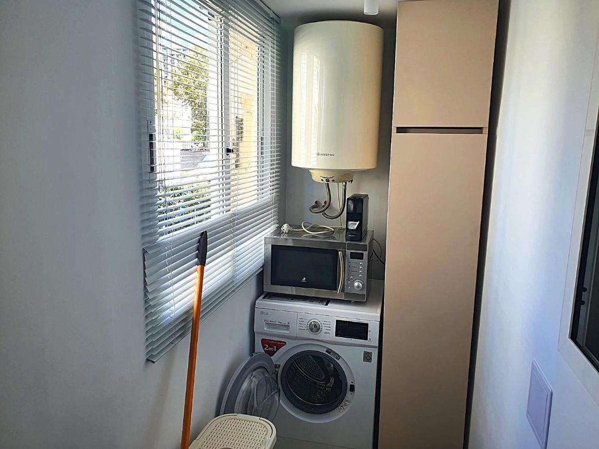 First Line Beach Beautiful Two Bedrooms Бенидорм Екстериор снимка